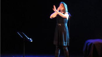 Lisa Bielawa singing Berio